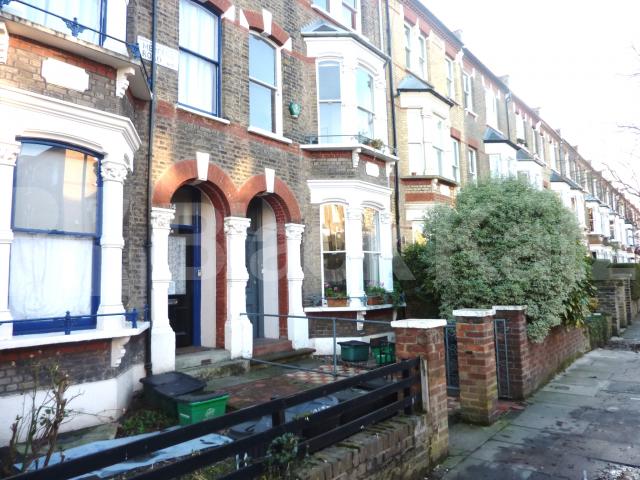			1 Bedroom, 1 bath, 1 reception Flat			 Mercers Road, TUFNELL PARK 